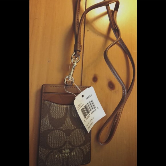 Coach signature khaki Lanyard - Picture 1 of 2